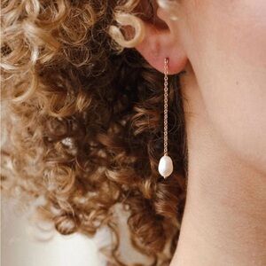 Ramla Pearl Pendant Earrings